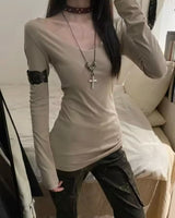 Cross back shoulderless sleeve