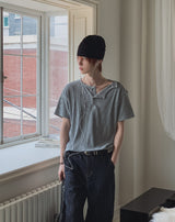 ネビショルダースナップヘンリーネックショートスリーブTシャツ