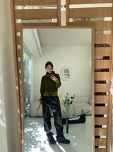 マコレザーコーティングワイドパンツ
