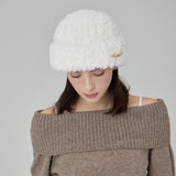 VARZAR Safety Pin Fur Beanie / Cream