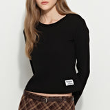 Essential Round-Neck Black