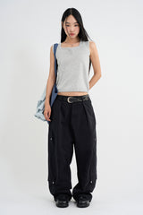 Silk button sleeveless knit top