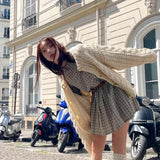 Handmade Grandma Knitting Cardigan - cd