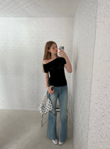 [ORIGINAL] Focus Off-shoulder Glitter Short Sleeve T-Shirt