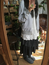 ラインフリルスカート