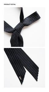 Black jacquard slim scarf
