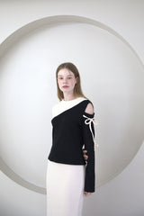 Cut-Out Knit T-shirt