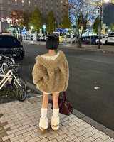 ラビットイヤーフードジップアップソフトファージャケット