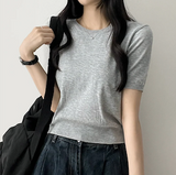 Selling round short sleeve knit
