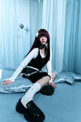Half-neck Layered Sleeveless T-shirt
