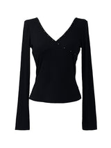 stud wrap v-neck ribbed T