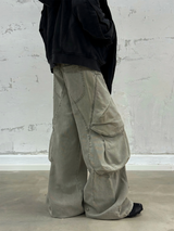 RELABEL スペーシャル リレイションズ  (Negative Exhibition Space) ディストレスドウォッシュウォーターポケットマルチポケットウォークウェアトラウザーズ