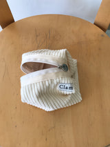Clam round pouch _ Corduroy snow