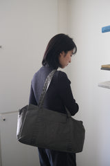 standard duffle bag (deep grey)