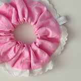 PINK LACE SCRUNCHIE