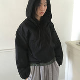 Comil ハーフボタンパッド入りフード付きアノラックスウェットシャツ