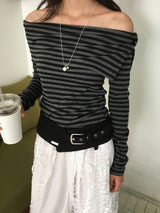 Button-up off-shoulder t-shirt (2color)