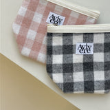 classic pouch_check grey