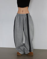 Breeze fleece-lined track string wide pants