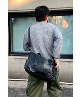 ラインボタンニット