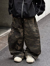 camo hip patch wide pants