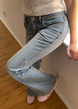PINK STITCH LOW BOOTS CUT DENIM