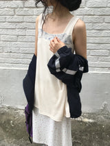 フローラルロングスリーブトップ