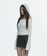 GRAPHIC OFF SHOULDER KNIT HOODED_IVORY