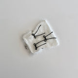 [MADE] Étang Ribbon Fluffy Pouch | White