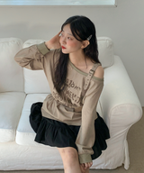 Yuto One Off-Shoulder T-Shirt