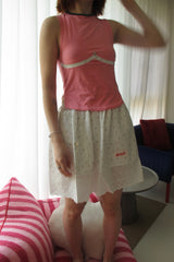 Hollow-outted floral skirt at the waist