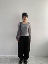 ジェキンシースルーフラワープリンティング長袖Tシャツ