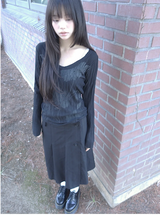 ローズTシャツ