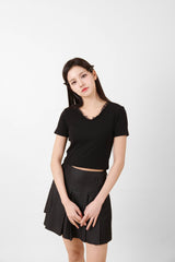 Lace V-neck Crop T-shirt Black