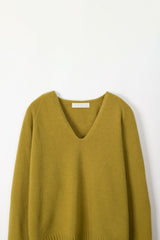 Whole garment V-neck knit (Olive)
