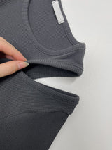 カッティングホール長袖Tシャツ