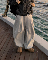 Tone curved fleece balloon sweat pants