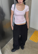モチUネックTシャツ