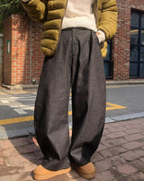 ベンズヘリンボーンカーブドバルーンデニムパンツ