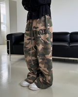 Camouflage wide pants