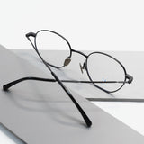 Knouun Round titanium glasses CODE. 101. A Black