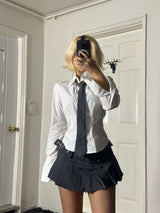 Conical eyelet belt skirt