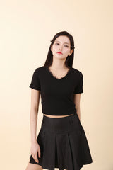 Lace V-neck Crop T-shirt Black