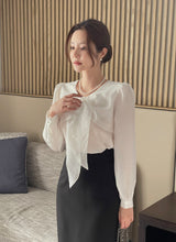 Marron Volume Ribbon Puff Blouse