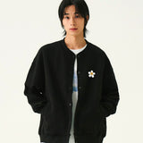 [UNISEX] フラワードット刺繍ベースボールジャケット
