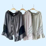 silky frill bermuda pants