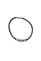 歲寒松柏 Antique leather bracelet