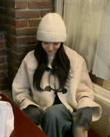 Pinning Angora Short Beanie