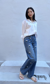 DAISY EMBROIDERED BLUE DENIM PANTS code 25000