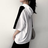 Riti Coloring Short-Sleeved Hooded Zip-Up